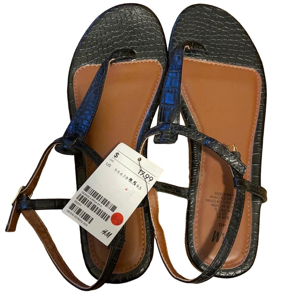 H&M size 40 (8.5 US) black faux reptile skin sandals